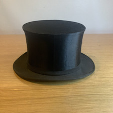 Claque top hat ref P 