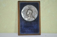 Religious bas relief Christ on wood and velvet plate signed DESVERGNES Charles