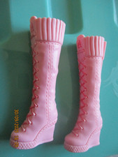 POUPEE BARBIE / PAIRE DE