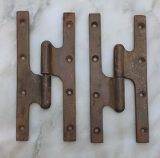 PAIR OF HINGES LARD PLUG WROUGHT IRON FOR PORTAL DOOR 19TH CENTURY HT 22 cm