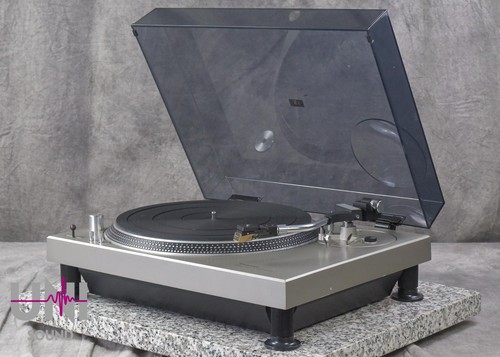 Technics 1200 first model - first,