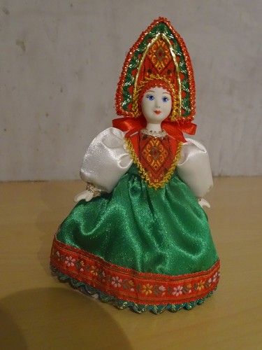 Poupée habit traditionnel - poupée,