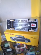 Rare Peugeot 403 DEFAUT DINKY