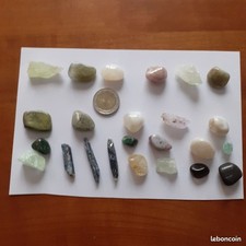 Lot 23 pierres semi-précieuses tbe