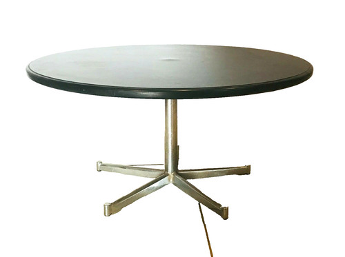 Table basse année - année, 50