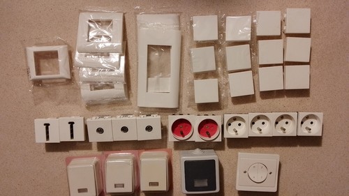 Lot x35 prises - x35,