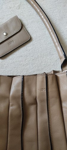 Très beau sac porté épaule