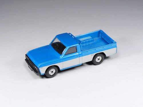 Corgi 493 mazda b1600 - 493,