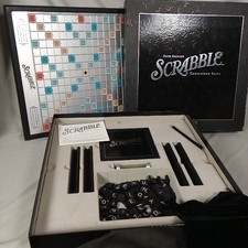 Scrabble Deluxe Onyx Edition Rotating Turntable Black Silver Letter Tiles Score