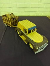 Grand pick-up en bois avec