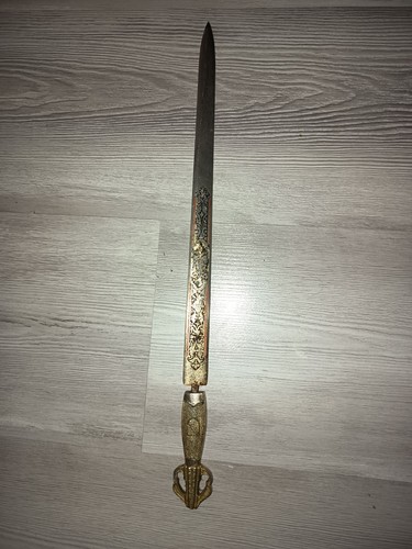 Coupe papier ancien - en, métal