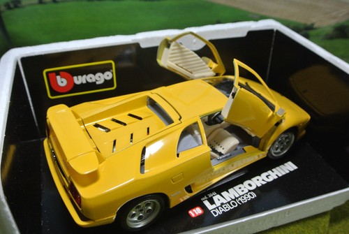 Bburago voiture 18 - bburago,
