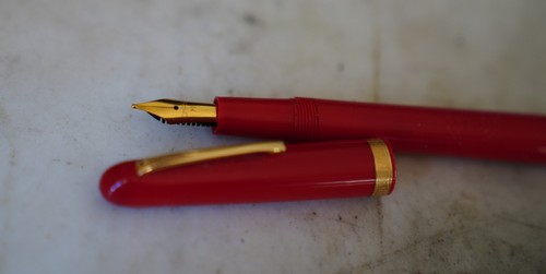 Stylo plume pompe omas extra - a,