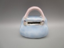 Tirelire ancienne en