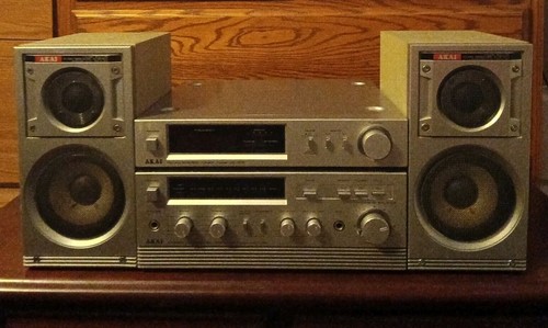 Akai stereo amplifier - akai,