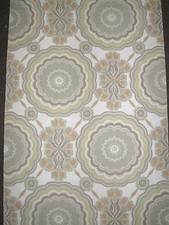 1 ROULEAU DE PAPIER PEINT