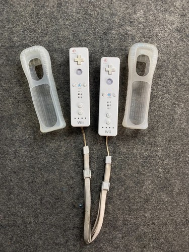 Lot wiimotes nintendo - wiimotes,