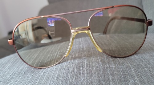 Ancienne paire lunettes - paire,