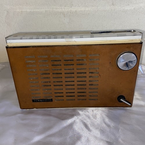 Très vieux transistor - trÈs,