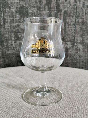 Verre à bière - verre,