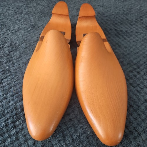 Embauchoirs berluti taille - berluti,
