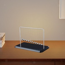 Newtons Cradle Pendule Balls