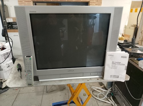 Cathodique sony vintage fd - tv,