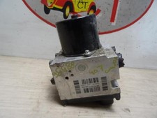 Bloc ABS (freins anti-blocage)