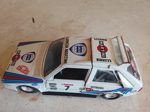 Lancia delta rallye monte - lancia,