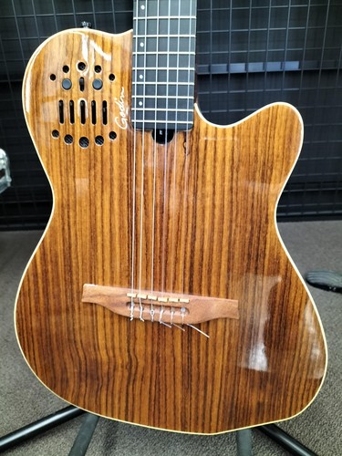 Guitare acoustique électrique