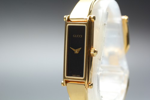 Presque comme neuve montre - [presque,