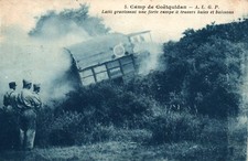 Old postcard 56 - Camp de COETQUIDAN (Morbihan) - ALGP - Latil climbing a strong ramp