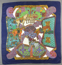 Magnifique foulard vintage  Hermès   "  Art des Steppes     "