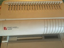 Relieuse manuelle à spirale REXEL CB 290