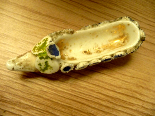 Ancienne petite chaussure - , en