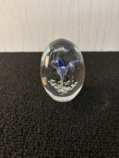 Presse papier œuf fleur en