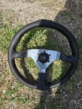 Véritable Volant Momo Et