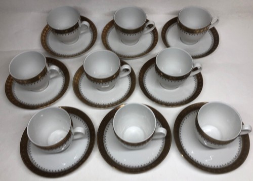 Service café porcelaine - À, en
