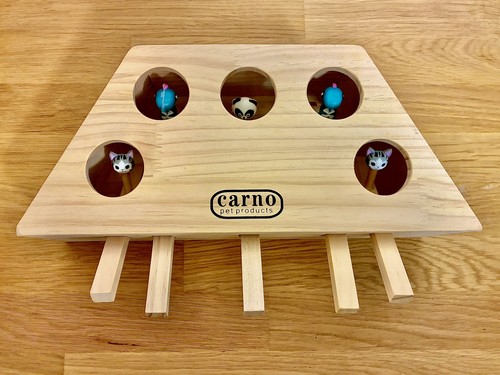 Jeu pour chat bois - en,