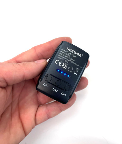 Neewer flash trigger - flash,
