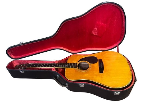 Guitare acoustique vintage