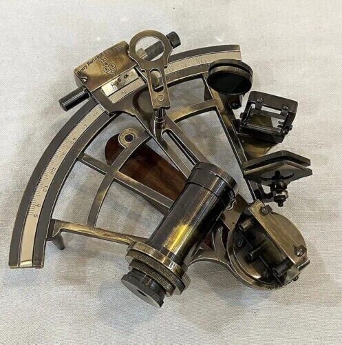Sextant instrument astrolabe