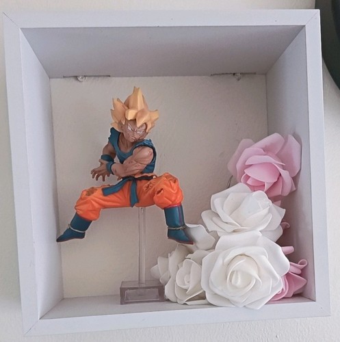 Figurine son goku super saiyan - super,