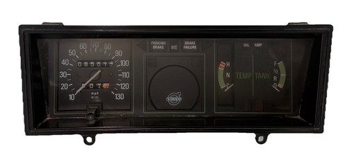 Volvo 140 early speedometer - 140,