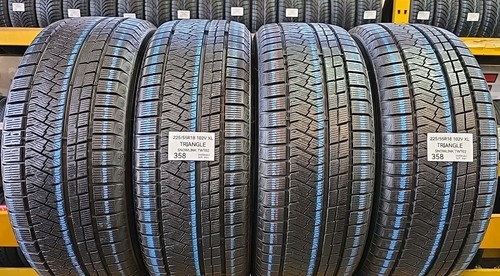 225 r18 102v - 4x, triangle