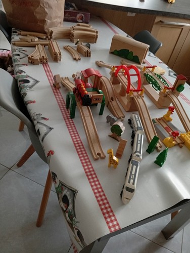 Brio circuit train bois - en,