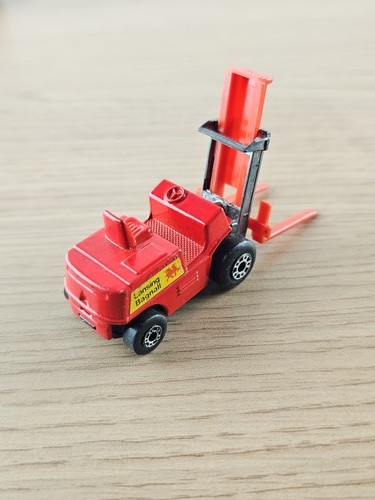 Chariot élévateur matchbox - chariot,