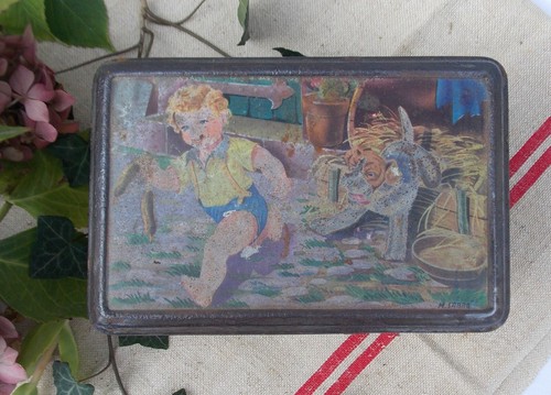 Ancienne boite tole fer - en,