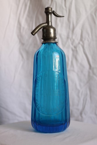 Siphon pyramidale eau - pyramidale,