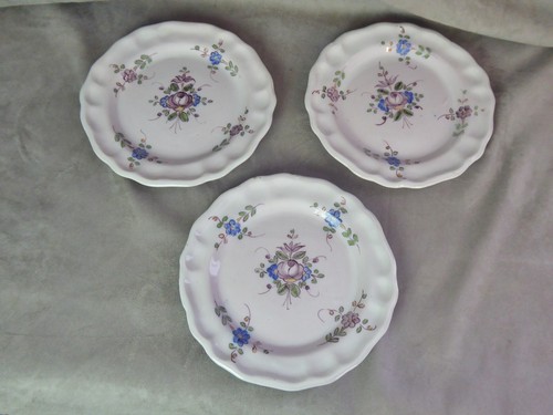 Lot assiettes en - de, 3